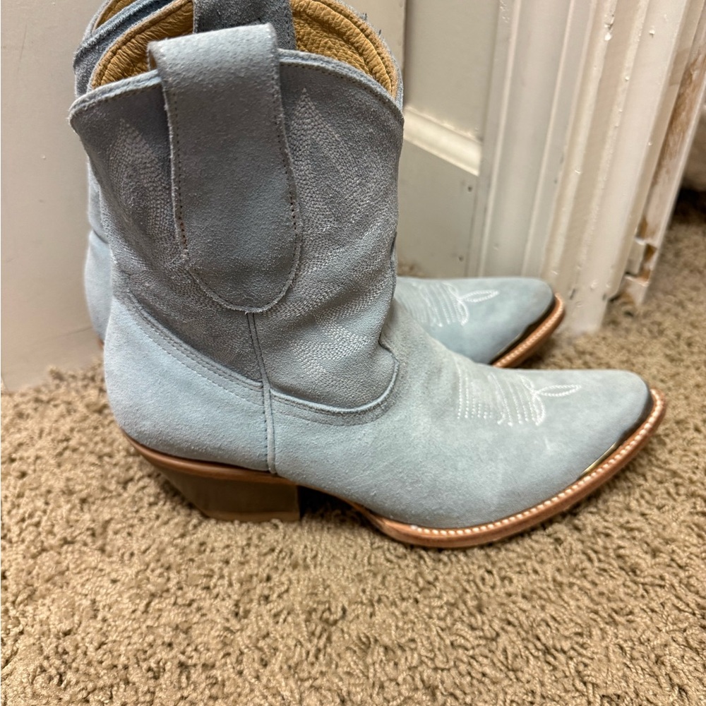 Idyllwind Light Blue Western Cowboy Boots - Picture 2 of 6